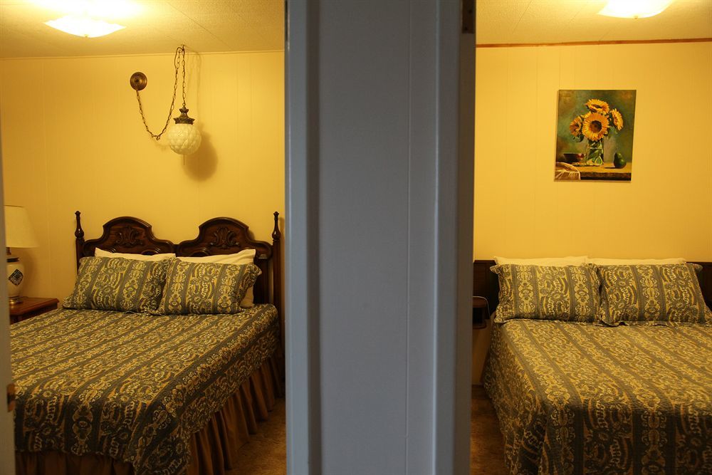 Cozy Court Motel Sechelt Εξωτερικό φωτογραφία